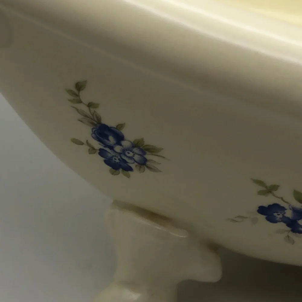 Vintage VB Athena California A Bathtub shaped soap dish
